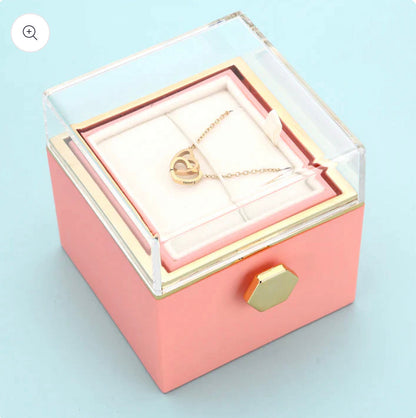 Box with Eternal Rose &amp; Personalized Necklace with Names