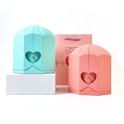 Caja con Girasol Eterno & Collar Corazón Personalizado