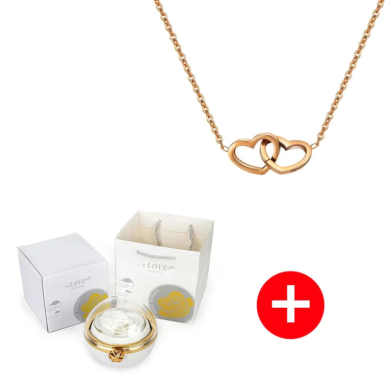 Caja con Rosa Eterna & Collar Personalizado con Nombres